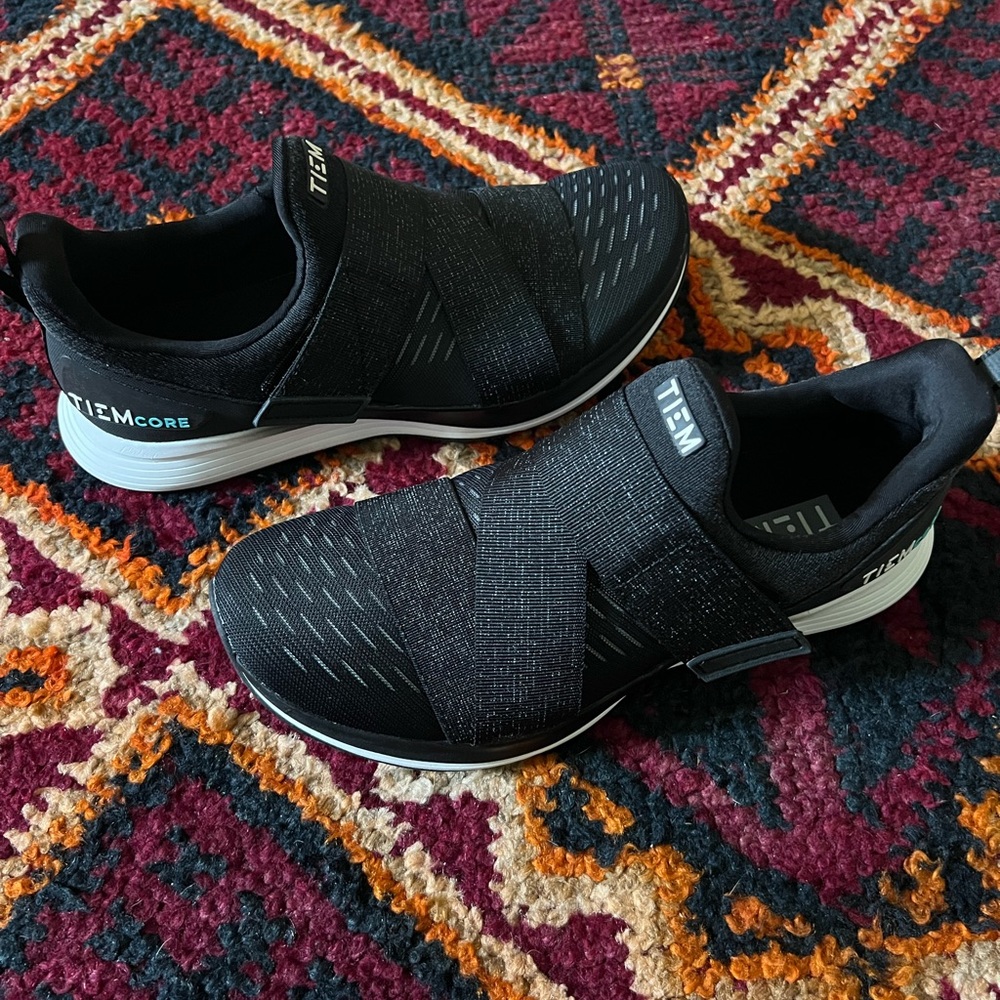 TIEM Latus Training Shoe SIZE: 8